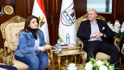 وزيرة الهجرة تصل بني سويف لبدء جولة بالمحافظة في إطار مبادرة «مراكب النجاة»