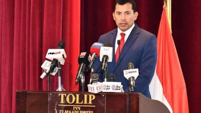 وزير الرياضة يجتمع مع رؤساء الاتحادات الرياضية بحضور رئيس اللجنة الأولمبية