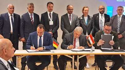 نائب وزير الإسكان يُشارك بأكبر معرض بالعالم متخصص بتكنولوجيا المياه والصرف في ألمانيا