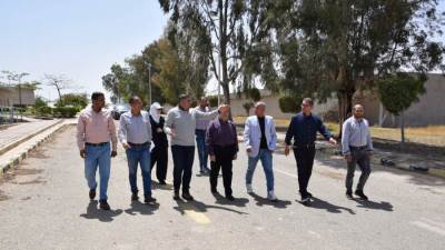 "الإسكان": استكمال تنفيذ وتطوير منظومة المرافق بالعبور والشيخ زايد والسويس الجديدة