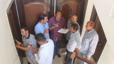 تنفيذ  31  قرار غلق وتشميع لمحال وحضانات ومراكز دروس خصوصية مخالفة بمدينتي الشيخ زايد والسادات