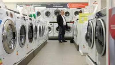 «حماية المنافسة» يُثبت مخالفة 8 من الشركات المنتجة والموردة وعدد من تجار في سوق الأجهزة المنزلية والكهربائية