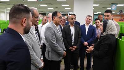 رئيس الوزراء يختتم جولته بمحافظة بني سويف بتفقد القرية التكنولوجية