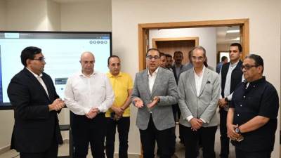 مدبولي يلتقي عددا من رواد الأعمال والمهنيين المستفيدين من برامج مركز إبداع