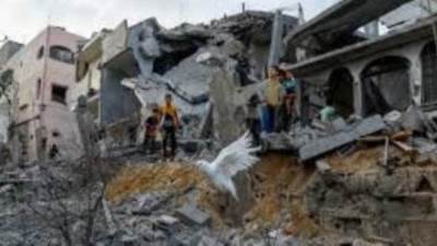 القاهرة الإخبارية: الاحتلال يدمر مربعات سكنية كاملة فى جباليا شمالى غزة