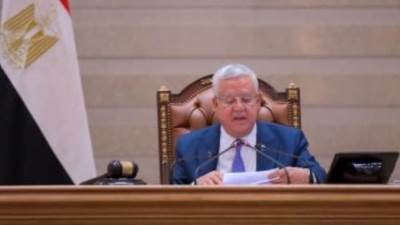 جبالى يرد على الادعاءات المثارة بشأن قانون المنشآت: لا بيع لمستشفيات الحكومة