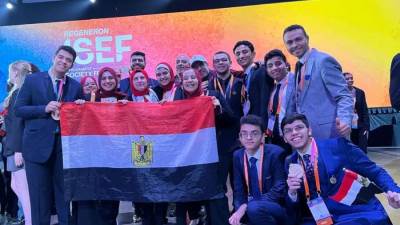 وزير التعليم يهنئ الطلاب المصريين الفائزين فى مسابقة "ISEF" العالمية