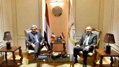 وزير النقل يبحث افتتاح خط سريع (رورو) للحاصلات الزراعية سريعة التلف بين مصر وإيطاليا