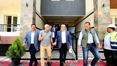 وزير الإسكان يتفقد وحدات مبادرة "سكن لكل المصريين" بمدينة بنى سويف الجديدة