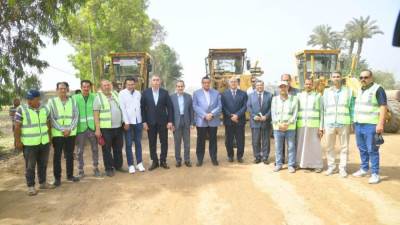 وزير التنمية ومحافظ الغربية يتفقدان مشروعات الرصف والتطوير بمركزي زفتى والسنطة