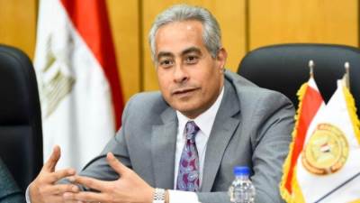 وزير العمل: صرف 200 ألف جنيه إعانة لأسرة كل متوفى فى حادث معدية أبو غالب