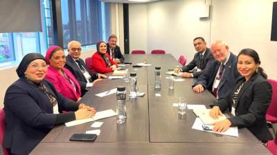 وزير التعليم يلتقى بممثلي هيئة كامبريدج الدولية لتعزيز سبل التعاون في مجال تطوير التعليم 