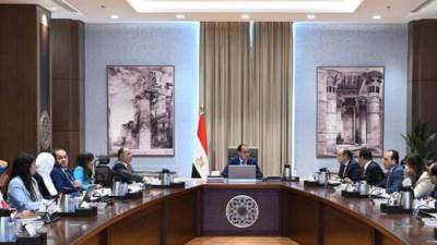 رئيس الوزراء يتابع موقف منظومة رد الأعباء التصديرية