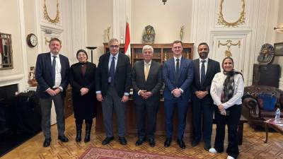 وزير التعليم يبحث مع مدير مؤسسة "التايمز" سُبل مواصلة الجامعات المصرية تعزيز تصنيفاتها الدولية