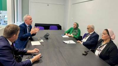 وزير التعليم يلتقي بالمدير العالمي للتعليم وتنمية قدرات المراهقين بمنظمة اليونيسف