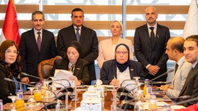 وزيرا التنمية والبيئة ومحافظ الغربية يشهدون توقيع عقد إدارة وتشغيل مصنع تدوير ومعالجة المخلفات بالمحلة