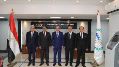 وزير العدل ورئيس الجهاز المركزي للتنظيم والإدارة يتفقدان مسابقة شغل وظائف بمصلحة الخبراء