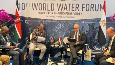 سويلم يلتقى وزير المياه والرى الكينى للتباحث حول سُبل تعزيز التعاون