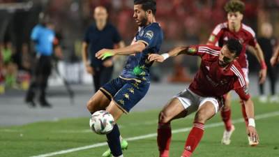 الأهلى يتقدم على الترجى بهدف نظيف فى الشوط الأول