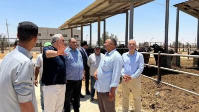 وزير الزراعة يتابع الأصول التابعة للوزارة في العامرية ويوجه برفع كفاءتها