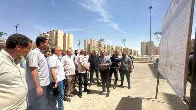 نائب رئيس "هيئة المجتمعات العمرانية" يتابع سير العمل بمشروعات مدينة حدائق العاصمة