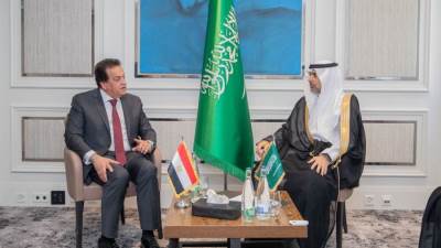 وزير الصحة يلتقي نظيره السعودي لمناقشة الموقف التنفيذي لمشروعات التعاون بين البلدين