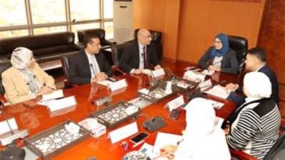 وزير التجارة يترأس لجنة الاختبارات الشفهية للمتقدمين للعمل بوظيفة ملحق تجاري