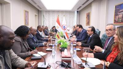 وزير الصحة يستقبل نظيره الزيمبابوي لبحث سبل التعاون وتبادل الخبرات بين البلدين