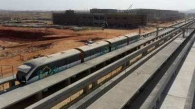 النقل: إطلاق أسماء الشركات على محطات المونوريل بمقابل دولارى