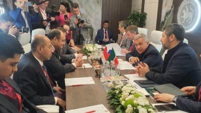 وزير التجارة يبحث مع رئيس جمهورية تتارستان نتائج  زيارة وفد الأعمال التتاري لمصر خلال شهر أغسطس الماضي