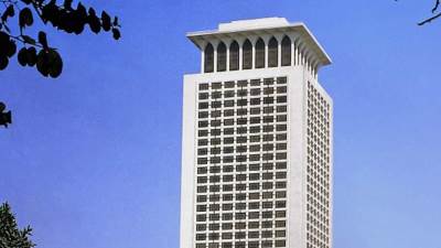 مصر تدين بأشد العبارات الإعتداءات الإسرائيلية على مخيم النصيرات وسط قطاع غزة