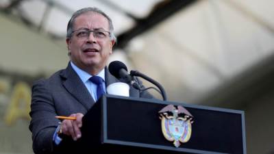 الرئيس الكولومبي يعلن تعليق صادرات الفحم إلى إسرائيل