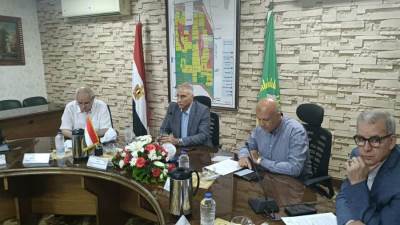 نائب رئيس المجتمعات العمرانية يترأس اجتماع وحدة متابعة موقف تقنين الأراضي المضافة لأحوزة عدد من المدن