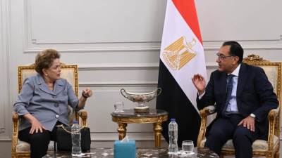 رئيس الوزراء يلتقي رئيسة بنك التنمية الجديد التابع لتجمع البريكس