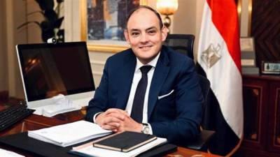 وزير الصناعة يترأس الاجتماع غير الرسمى لوزراء مجموعة دول الثمانى النامية الإسلامية