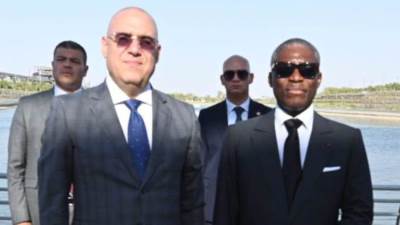 وزير الإسكان يشرح لنائب رئيس غينيا والوفد المرافق له جهود مصر فى إنشاء العاصمة الإدارية