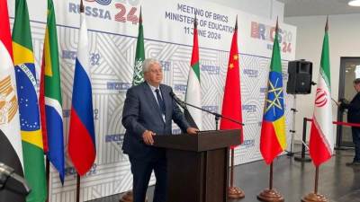 وزير التعليم يشارك في اجتماع وزراء التعليم العالي لدول البريكس في روسيا