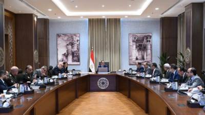 رئيس الوزراء يستعرض مقترحا لإنشاء برج "فوربس" العالمى بالعاصمة الإدارية