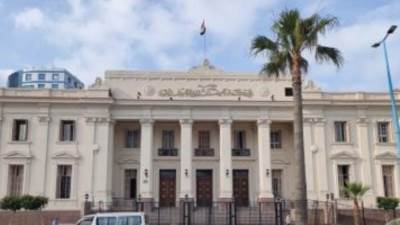 الحبس 6 أشهر لسائق "أوبر" تحرش بسيدة فى الإسكندرية