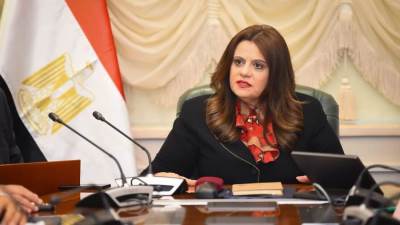 وزيرة الهجرة تتواصل مع ذوي الشقيقين المتوفيين بالسعودية وتعرب عن تعازيها لهم