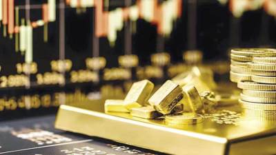 أسعار الذهب العالمية تحقق أول مكسب أسبوعى بعد انخفاض كبير