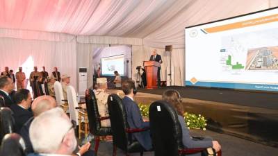 سويلم يشارك في إحتفالية تسليم "جائزة جينيس للأرقام القياسية" لمحطة معالجة المياه