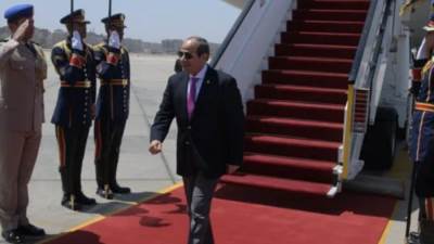 الرئيس السيسى يعود إلى أرض الوطن بعد أداء فريضة الحج