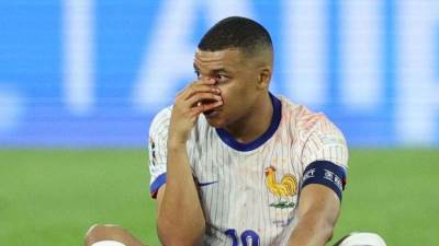 الاتحاد الفرنسي في بيان: مبابي لن يخضع لجراحة فورية بعد تعرضه لكسر في الأنف