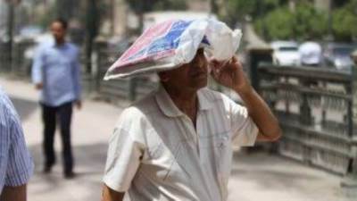 الأرصاد: أجواء شديدة الحرارة نهارًا.. والعظمى فى القاهرة 37 درجة