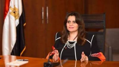 وزيرة الهجرة تتابع موقف الحجاج المصريين بالسعودية بالتنسيق مع الجهات المعنية