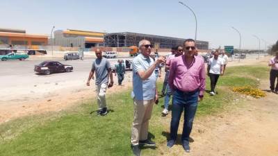 نائب رئيس "هيئة المجتمعات العمرانية " يتابع سير العمل والخدمات بمدينة العاشر من رمضان