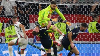 منتخب المجر يعلن خضوع مهاجمه بارناباس فارجا لجراحة ناجحة فى عظام الوجه