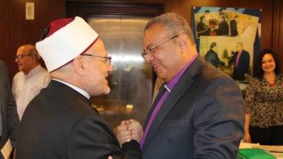 مفتي الجمهورية: الاحترام والحوار البنَّاء بين الثقافات المختلفة يثري المجتمع