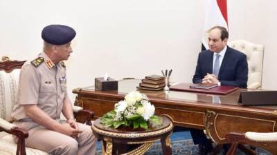 الرئيس السيسى يستقبل الفريق أول محمد زكي وزير الدفاع والإنتاج الحربي